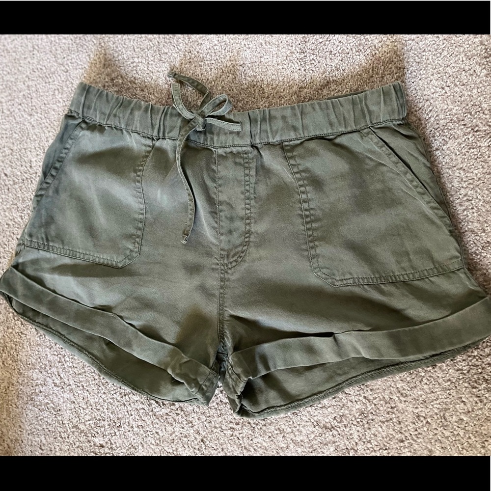 Small Green Volcom shorts
